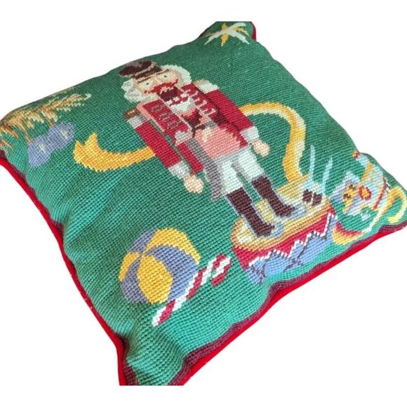 Imperial Elegance Nutcracker Needlepoint Pillow Christmas Red Velvet Wool VTG - Picture 5 of 9